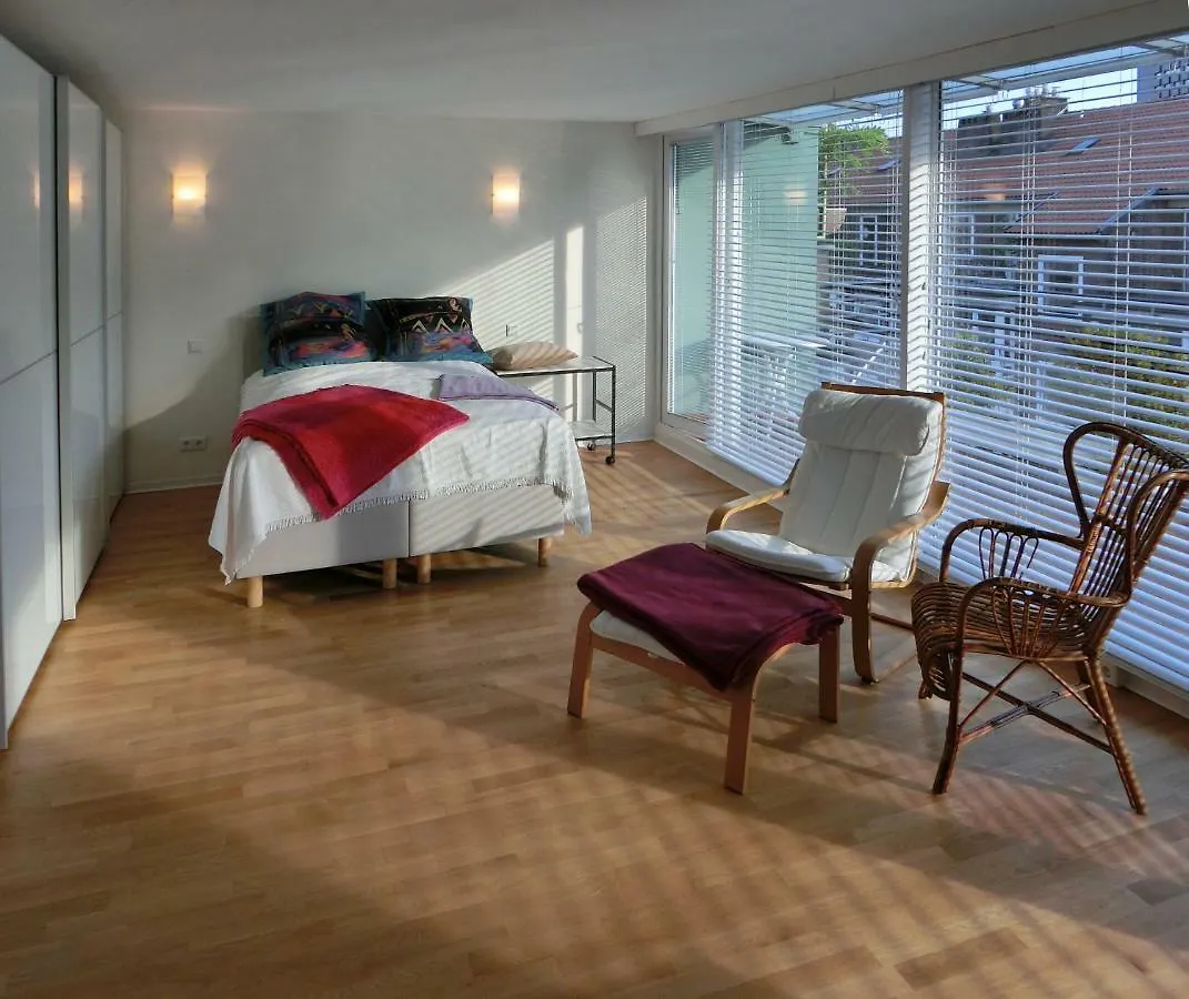 Modernes, Sonniges Appartement Im Herzen Von Duesseldorf