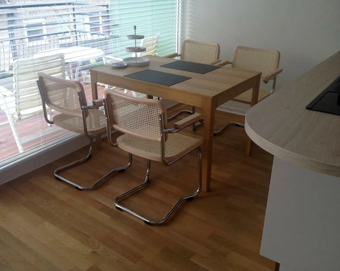 Modernes, Sonniges Appartement Im Herzen Von Duesseldorf