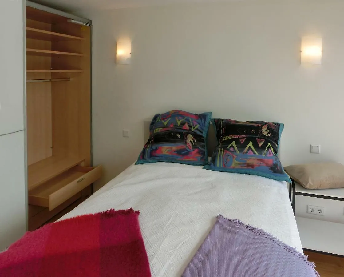 Apartment Modernes, Sonniges Appartement Im Herzen Von Duesseldorf